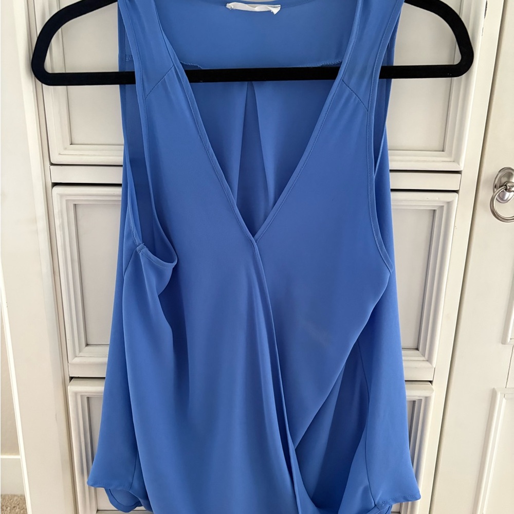 Lush Elegant Blue Sleeveless Top